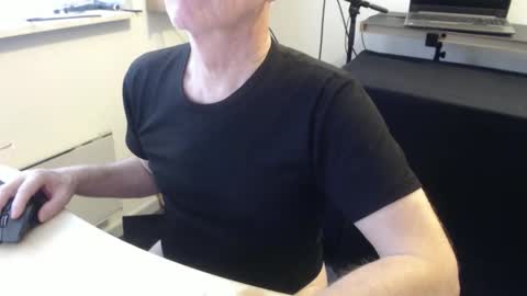 Snapshot of blueeyesn8 chatting on October 2025 09:08:01 AM blueeyesn8 online show from October 2025 09:08:01 AM