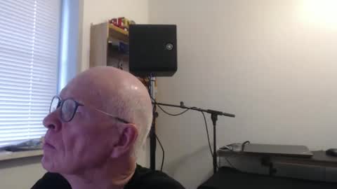 Snapshot of blueeyesn8 chatting on October 2025 08:27:02 AM blueeyesn8 online show from October 2025 08:27:02 AM