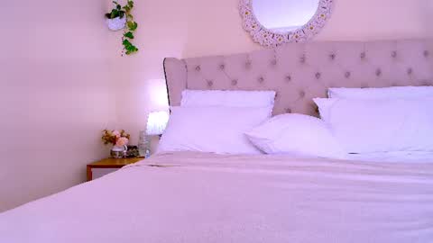 Snapshot of blueflora chatting on July 2026 02:42:02 PM FLORAA online show from July 2026 02:42:02 PM