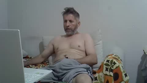 Snapshot of bluehot59 chatting on September 2025 08:19:01 PM blue online show from September 2025 08:19:01 PM