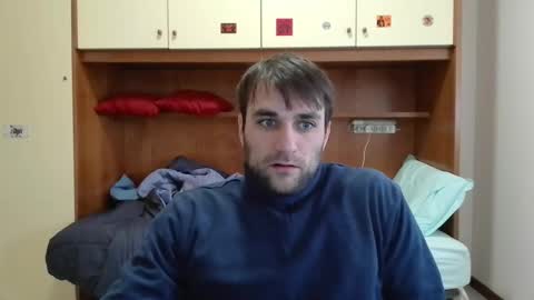 bluejoee online show from April 2026 12:03:02 PM