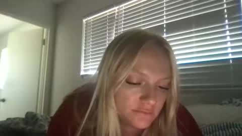 blueyebabyxoxo online show from April 2026 11:19:02 PM