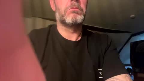 Blueyloey online show from October 2025 01:48:02 AM