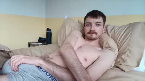 Snapshot of bluezed4 chatting on April 2026 04:37:02 PM blue online show from April 2026 04:37:02 PM