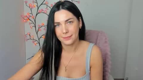 Kelly online show from April 2026 06:19:01 AM