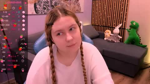 Ellie3 online show from November 2025 09:31:02 AM