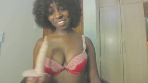 Snapshot of blushbelle chatting on March 2026 11:32:02 PM Belle online show from March 2026 11:32:02 PM