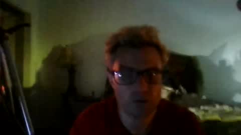 Snapshot of blushbitxh chatting on December 2024 07:24:02 AM BLUSHBITXH online show from December 2024 07:24:02 AM