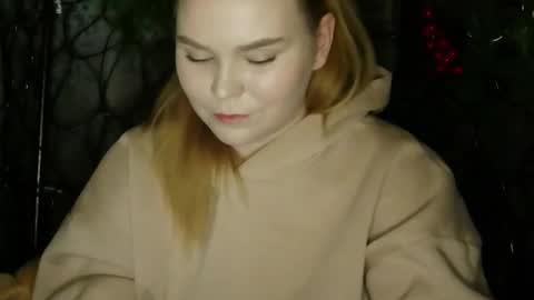 blushing_star online show from January 2026 05:27:02 PM