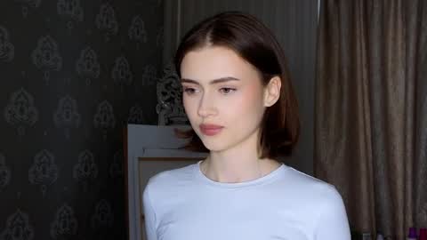 Snapshot of bluuemarine chatting on May 2026 04:37:02 PM Mary online show from May 2026 04:37:02 PM