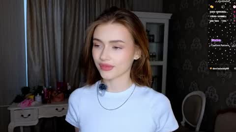 Snapshot of bluuemarine chatting on June 2026 04:23:01 PM Mary online show from June 2026 04:23:01 PM