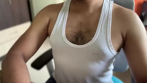 Snapshot of bmporn87 chatting on November 2025 05:17:01 AM Horny Ben online show from November 2025 05:17:01 AM