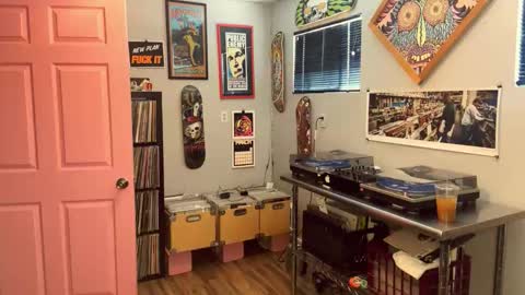 Snapshot of bnczuperzexy chatting on March 2026 06:22:02 PM ZuperZexyZounds online show from March 2026 06:22:02 PM