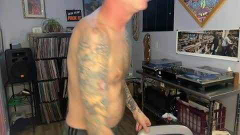 Snapshot of bnczuperzexy chatting on April 2026 04:23:02 AM ZuperZexyZounds online show from April 2026 04:23:02 AM