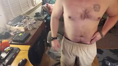 Snapshot of bnitehawk1234 chatting on October 2025 05:31:02 AM harry cockins online show from October 2025 05:31:02 AM