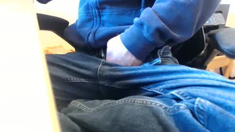 Snapshot of bobbuild chatting on March 2025 09:44:01 AM bobbuild online show from March 2025 09:44:01 AM