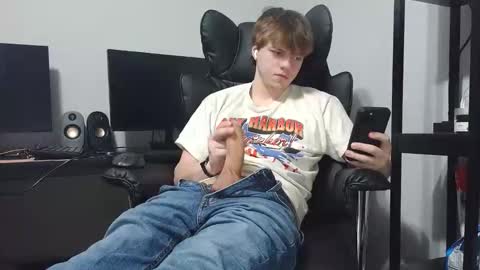 Snapshot of bobby72738 chatting on April 2026 01:47:02 AM bobby72738 online show from April 2026 01:47:02 AM