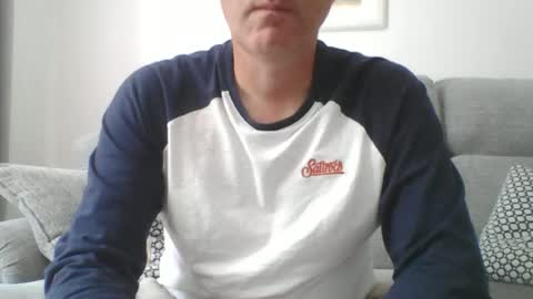 Snapshot of bobby_113 chatting on June 2026 09:06:02 AM bobby_113 online show from June 2026 09:06:02 AM