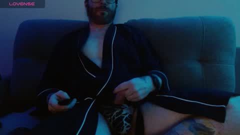 Snapshot of bobbyenglish69 chatting on March 2026 07:12:01 AM Bobby English online show from March 2026 07:12:01 AM