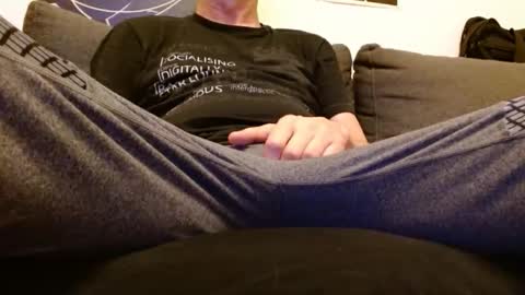 Bobby online show from February 2026 07:12:01 AM