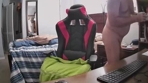 Snapshot of bobh1266 chatting on September 2025 01:38:02 AM bobh1266 online show from September 2025 01:38:02 AM