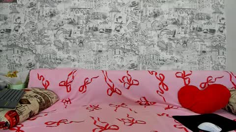 Snapshot of bodyana69 chatting on April 2026 11:15:02 AM bodyana GIRLS SOLO ACCOUNT cutie yana online show from April 2026 11:15:02 AM