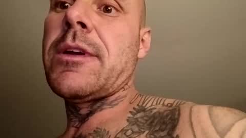 Snapshot of bodyart85_19 chatting on October 2025 07:11:01 AM Bodyart85 19 online show from October 2025 07:11:01 AM