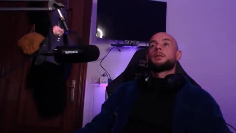 bodyking69 online show from January 2025 07:13:02 PM