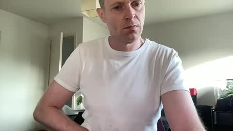 Snapshot of boegieboy76 chatting on December 2024 11:54:02 AM ask me online show from December 2024 11:54:02 AM