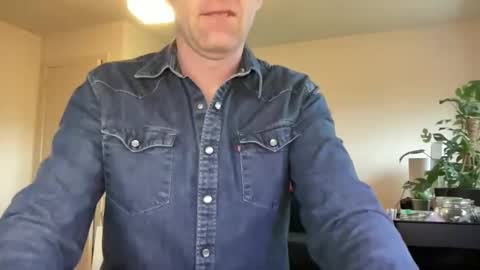 Snapshot of boegieboy76 chatting on January 2025 12:27:01 PM ask me online show from January 2025 12:27:01 PM