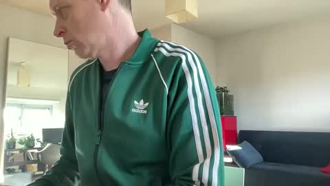 Snapshot of boegieboy76 chatting on February 2025 09:21:02 AM ask me online show from February 2025 09:21:02 AM