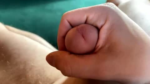 Nail and Olivia online show from November 2025 10:26:01 AM