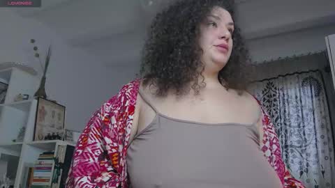 Snapshot of bohobabelexy chatting on November 2025 09:01:02 AM BohoBabeLaxy online show from November 2025 09:01:02 AM