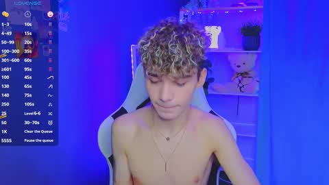 Snapshot of boicute chatting on March 2025 10:10:01 PM ALEXPVT IS OPEN online show from March 2025 10:10:01 PM