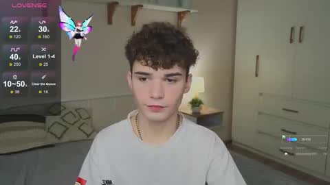 Snapshot of boicute chatting on October 2025 04:00:02 AM ALEXPVT IS OPEN online show from October 2025 04:00:02 AM