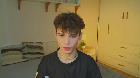 Snapshot of boicute chatting on October 2025 07:42:02 AM ALEXPVT IS OPEN online show from October 2025 07:42:02 AM