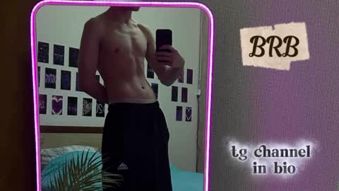 Snapshot of boicute chatting on October 2025 10:38:01 AM ALEXPVT IS OPEN online show from October 2025 10:38:01 AM