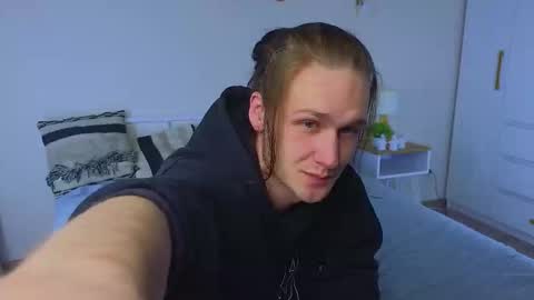 Snapshot of boicute chatting on November 2025 01:11:01 AM ALEXPVT IS OPEN online show from November 2025 01:11:01 AM