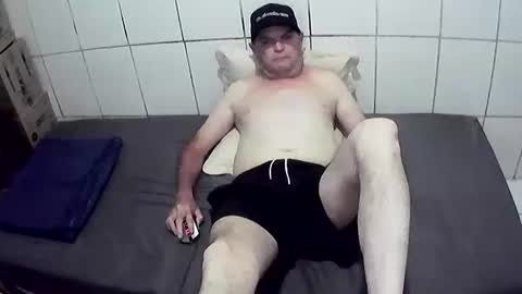 Snapshot of bolado22323 chatting on March 2025 03:49:01 PM cesar augusto online show from March 2025 03:49:01 PM