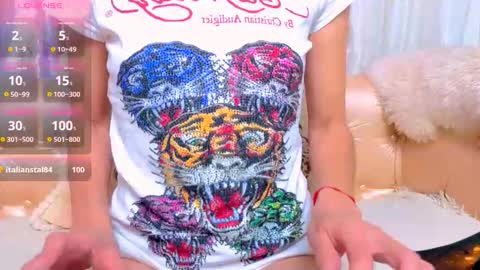 Snapshot of bom_mia_bom chatting on October 2025 12:21:02 AM Mia online show from October 2025 12:21:02 AM