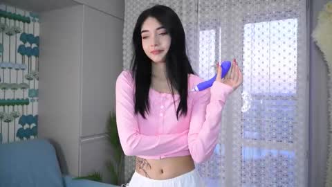 Akemi online show from January 2026 05:12:01 AM