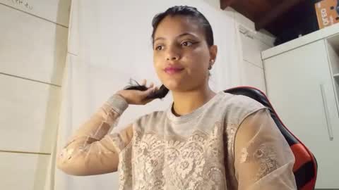 Snapshot of bombomepimenta chatting on October 2025 10:19:01 PM bombomepimenta online show from October 2025 10:19:01 PM