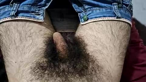 Im Bom - Tip if You Liked my Hairy Body - Private Show is Open - Read more about me in the bio below online show from April 2026 08:19:01 AM