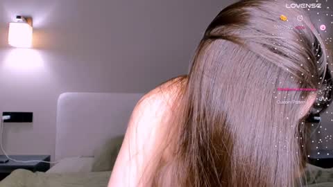 Snapshot of bondgirl4fun chatting on January 2025 02:28:02 PM Olly online show from January 2025 02:28:02 PM