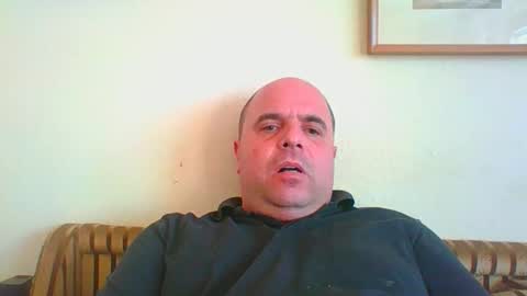 Snapshot of bondsuckslut chatting on March 2026 12:11:02 PM borntosuck online show from March 2026 12:11:02 PM