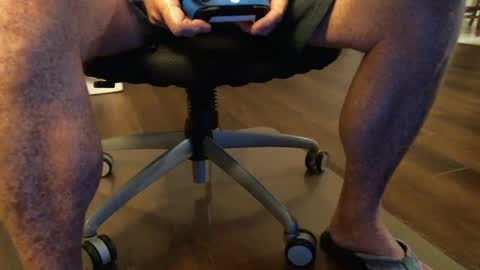 Snapshot of bone2play chatting on March 2025 02:06:02 AM FRECKLES online show from March 2025 02:06:02 AM