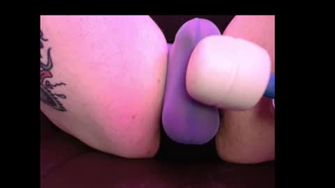 Snapshot of bonerboy765 chatting on March 2026 02:04:01 AM Grizz online show from March 2026 02:04:01 AM