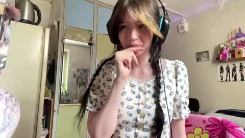 Snapshot of bonitamadaras chatting on May 2026 09:47:01 AM Naftali online show from May 2026 09:47:01 AM