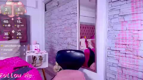 Snapshot of bonn_glow chatting on January 2026 03:43:02 AM i AM Bonnie online show from January 2026 03:43:02 AM