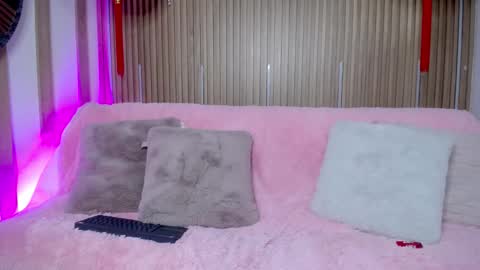 Snapshot of bonn_glow chatting on March 2026 03:52:02 AM i AM Bonnie online show from March 2026 03:52:02 AM